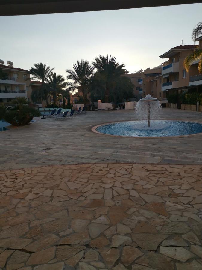 Iris Village, Near Kings Avenue Mall - By Imh Travel & Tours Pafos Dış mekan fotoğraf