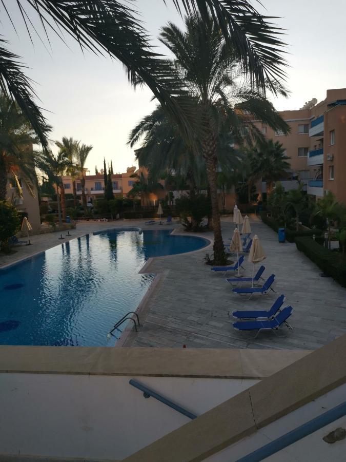 Iris Village, Near Kings Avenue Mall - By Imh Travel & Tours Pafos Dış mekan fotoğraf
