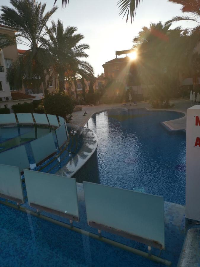 Iris Village, Near Kings Avenue Mall - By Imh Travel & Tours Pafos Dış mekan fotoğraf