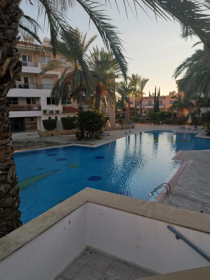 Iris Village, Near Kings Avenue Mall - By Imh Travel & Tours Pafos Dış mekan fotoğraf